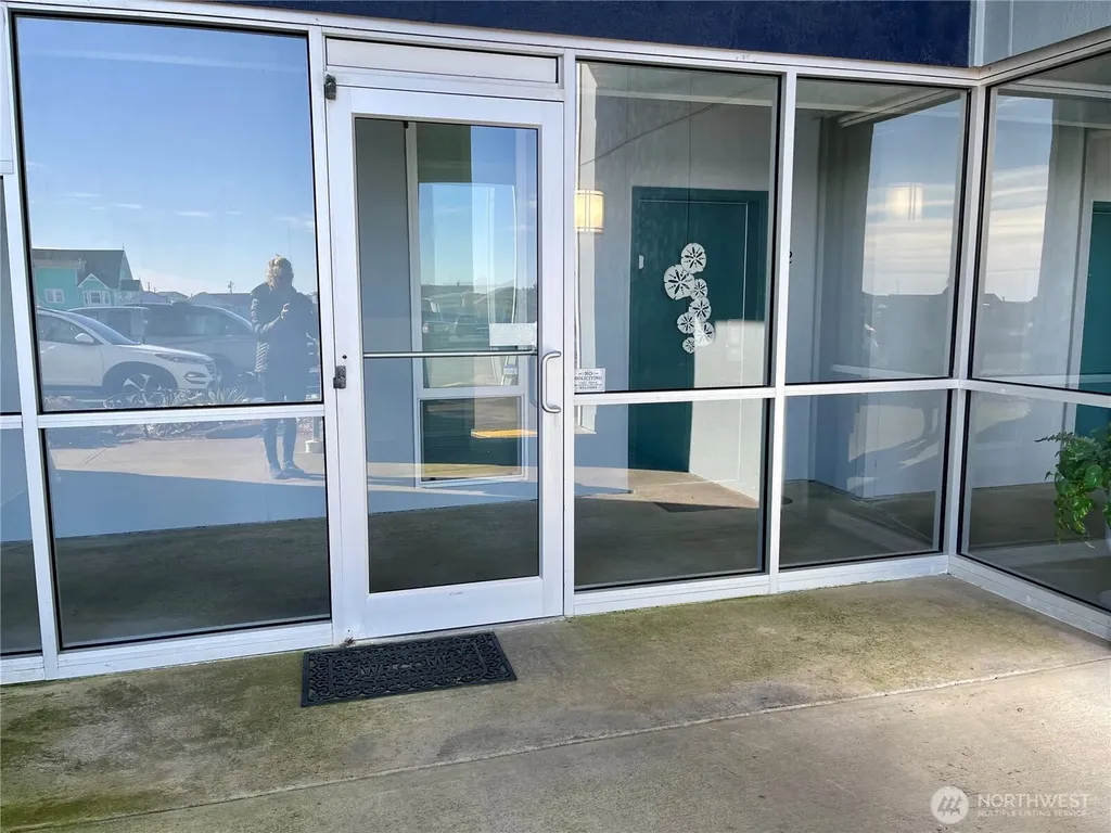 1307 Ocean Shores Boulevard SW Ocean Shores WA 98569
