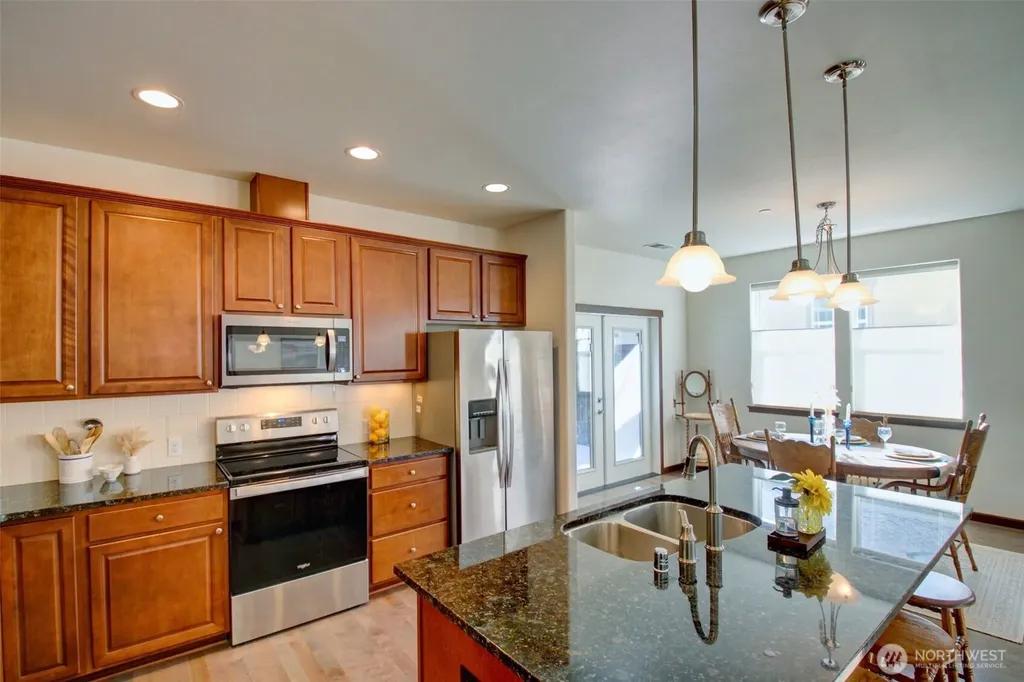 1990 Fraser Avenue Mount Vernon WA 98274