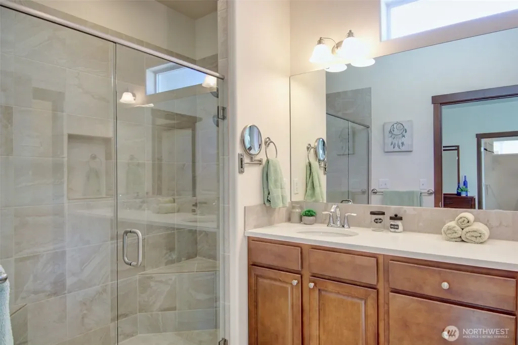 1990 Fraser Avenue Mount Vernon WA 98274