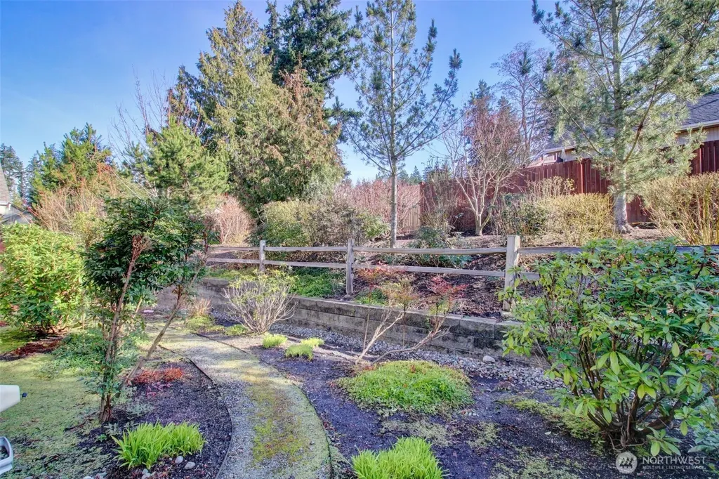 1990 Fraser Avenue Mount Vernon WA 98274