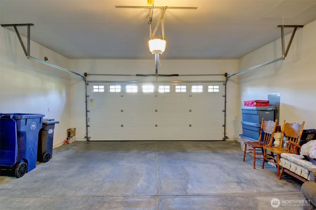1990 Fraser Avenue Mount Vernon WA 98274