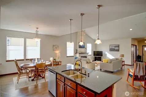 1990 Fraser Avenue Mount Vernon WA 98274