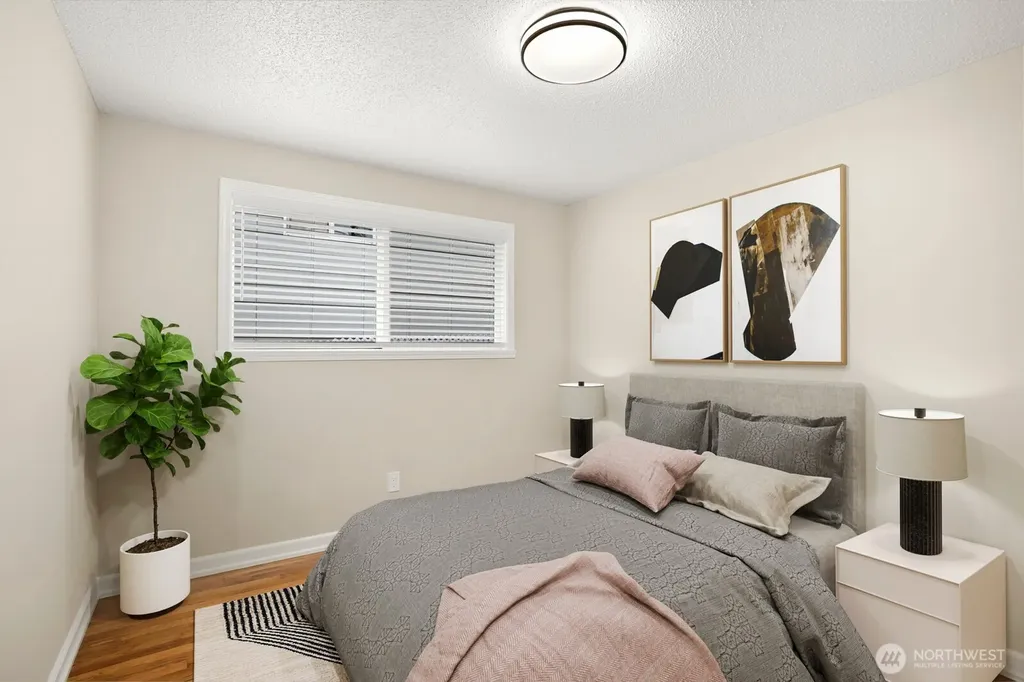 7226 33rd Avenue S Seattle WA 98118