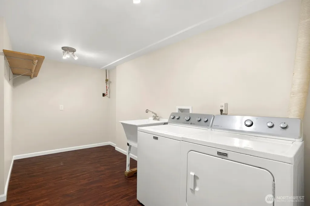 7226 33rd Avenue S Seattle WA 98118
