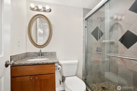 7226 33rd Avenue S Seattle WA 98118