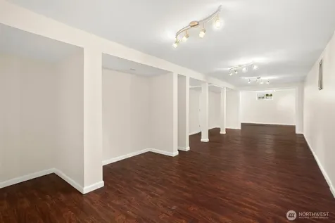 7226 33rd Avenue S Seattle WA 98118