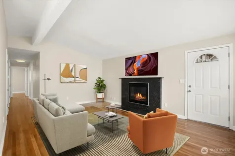 7226 33rd Avenue S Seattle WA 98118