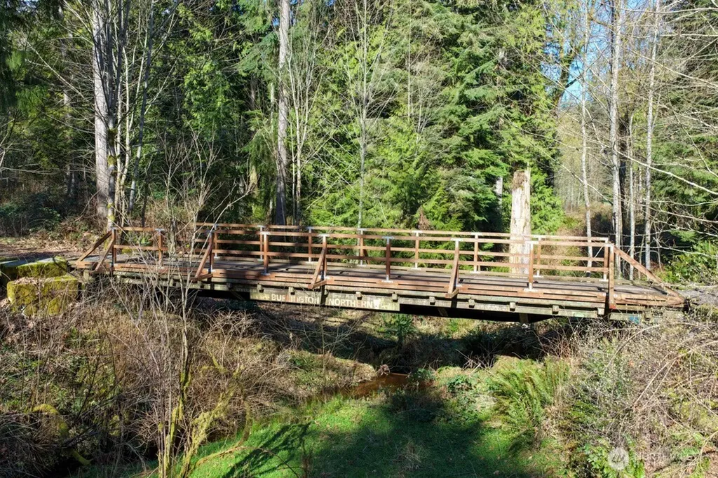 26663 Big Valley Road NE Poulsbo WA 98370