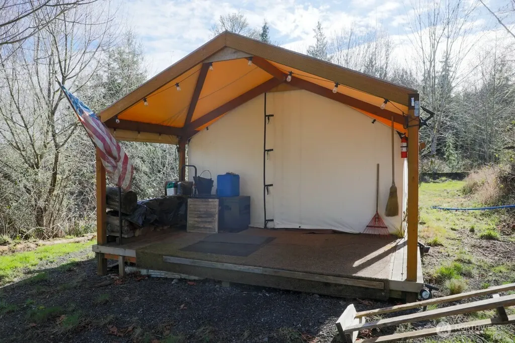 26663 Big Valley Road NE Poulsbo WA 98370