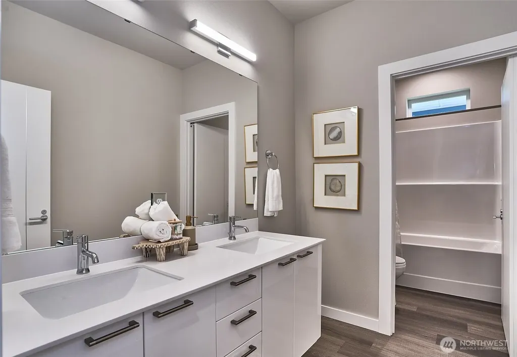 36508 SW 3rd Place Federal Way WA 98023