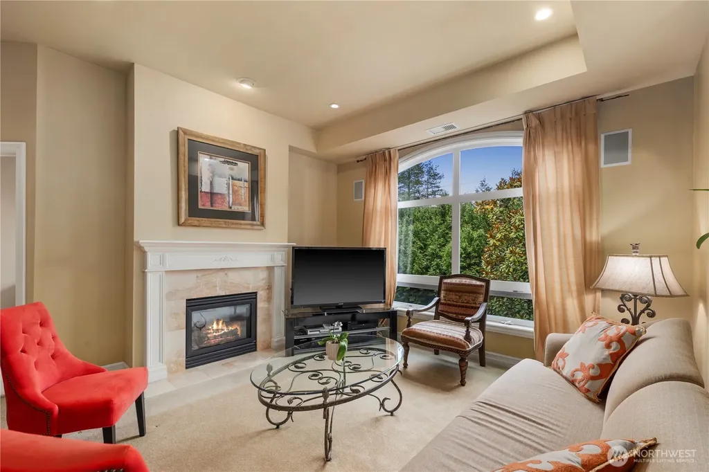 10398 NE 17th Street Bellevue WA 98004