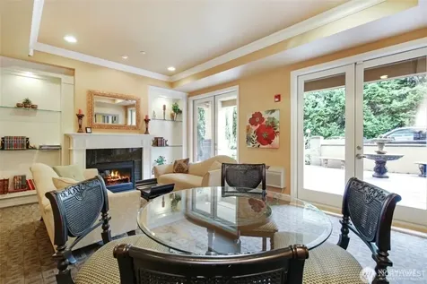 10398 NE 17th Street Bellevue WA 98004