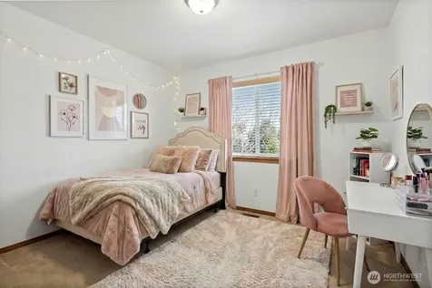 1496 Aberdeen Avenue NE Renton WA 98056