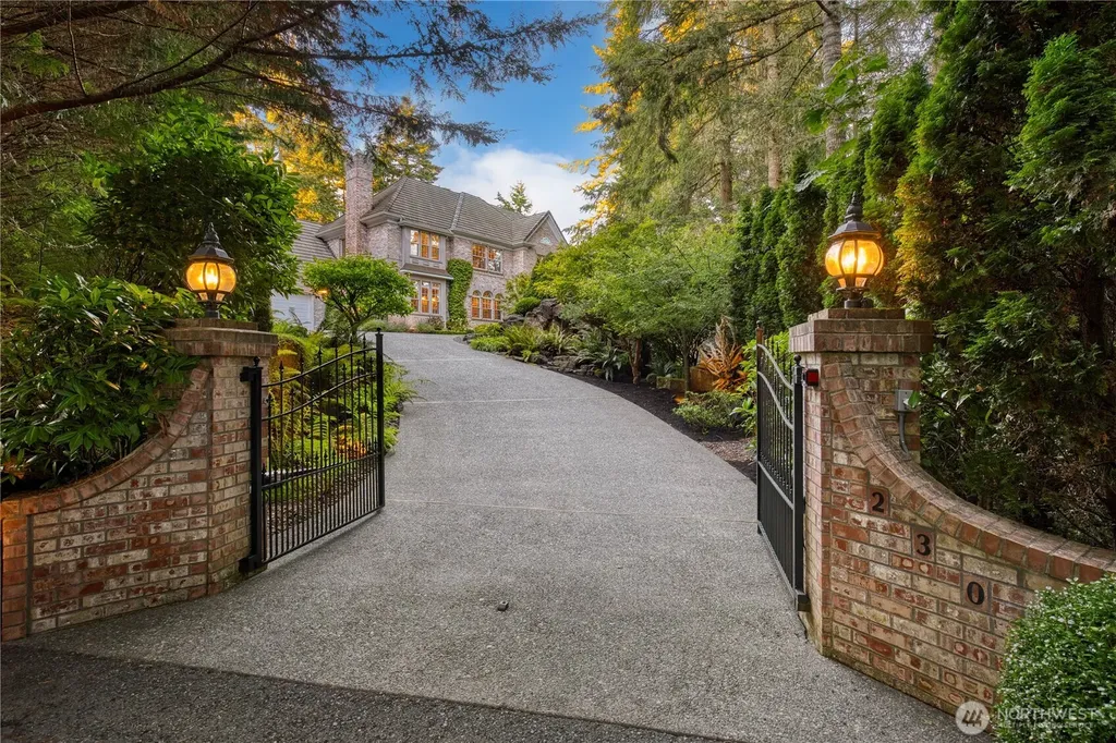 230 Camber Lane Port Ludlow WA 98365
