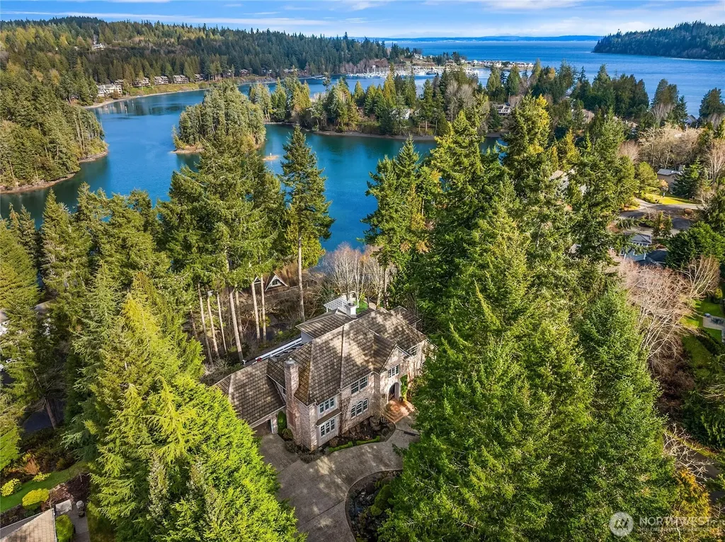 230 Camber Lane Port Ludlow WA 98365