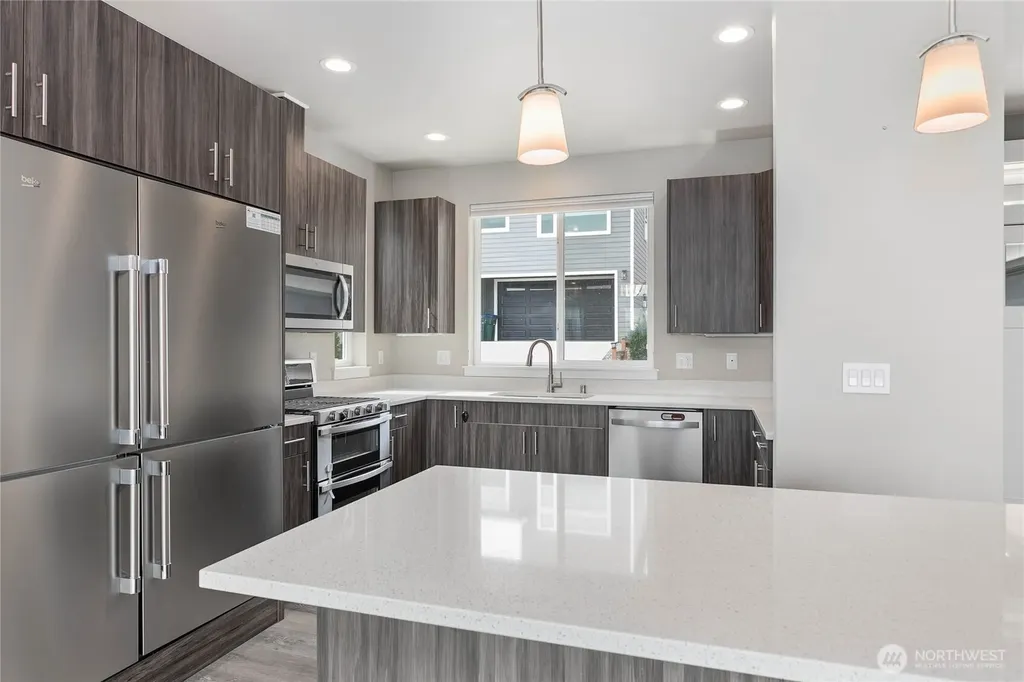 2068 Bakerscape Court Ferndale WA 98248