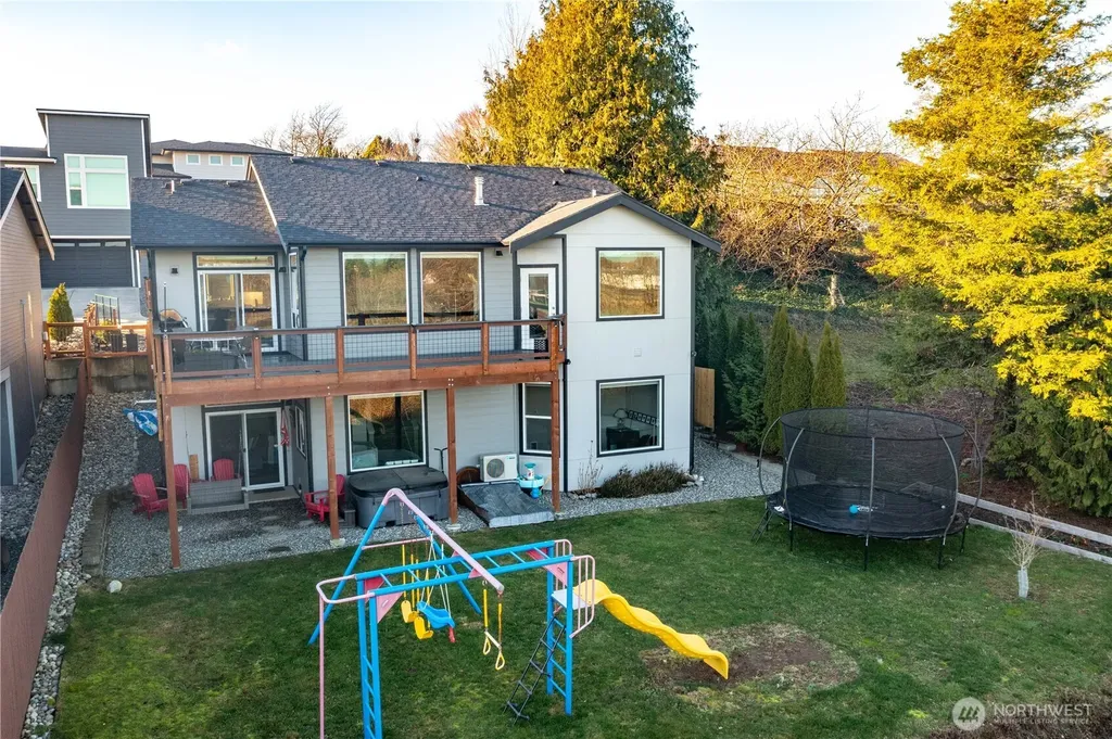 2068 Bakerscape Court Ferndale WA 98248