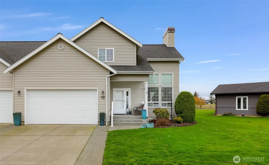 1725 Harrison Lynden WA 98264