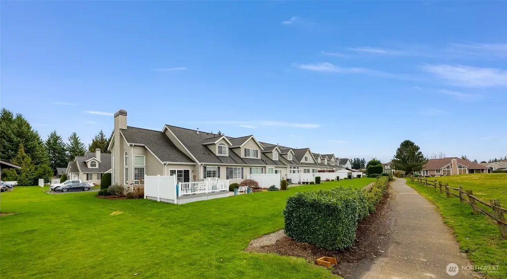 1725 Harrison Lynden WA 98264