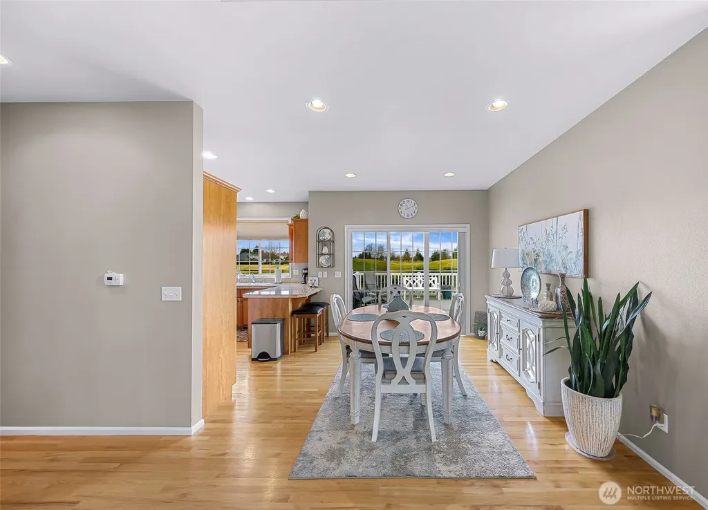 1725 Harrison Lynden WA 98264