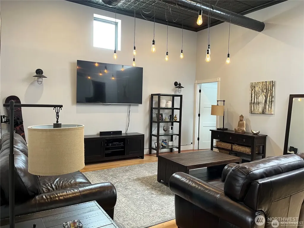 212 E 1st Street Cle Elum WA 98922