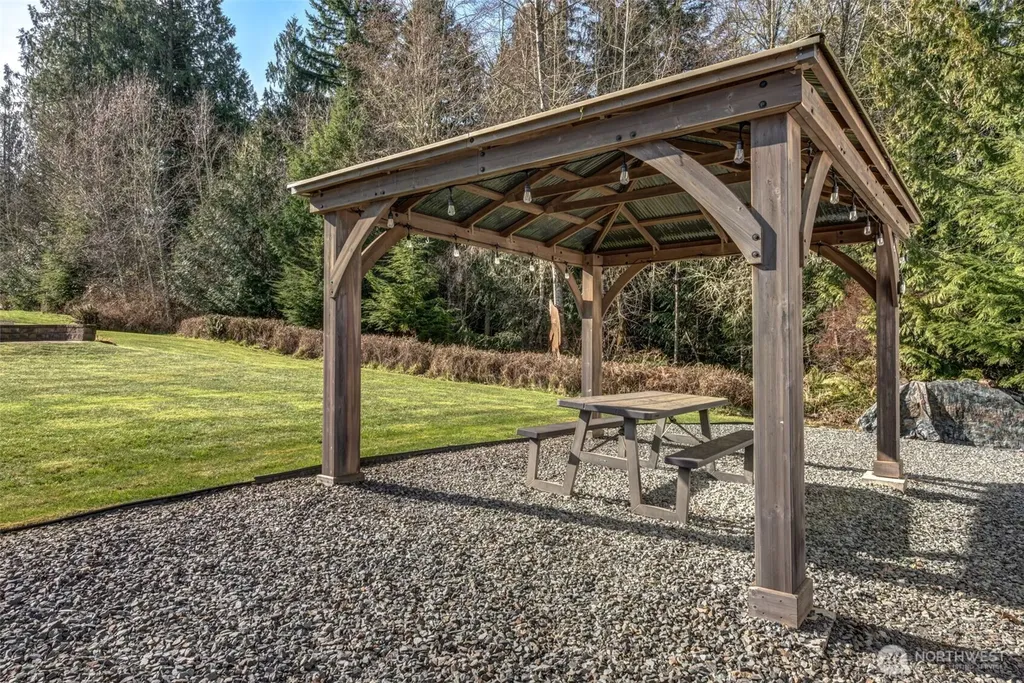 18514 114th Drive NE Arlington WA 98223