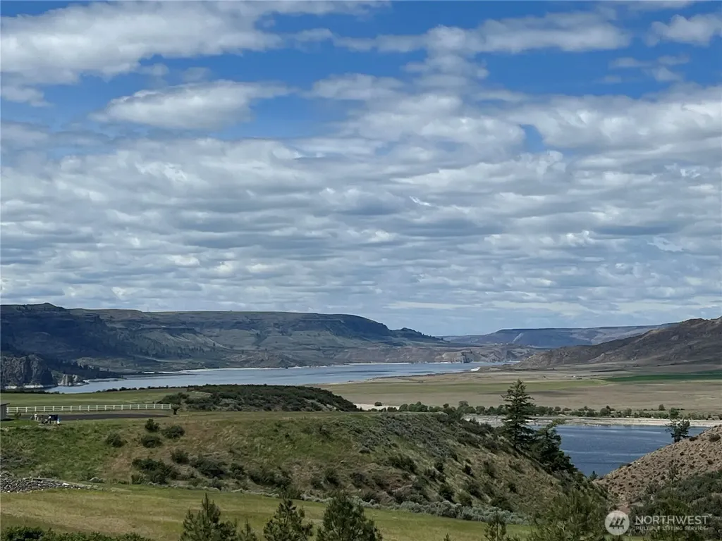 44225 Tyax Lane N Wilbur WA 99185