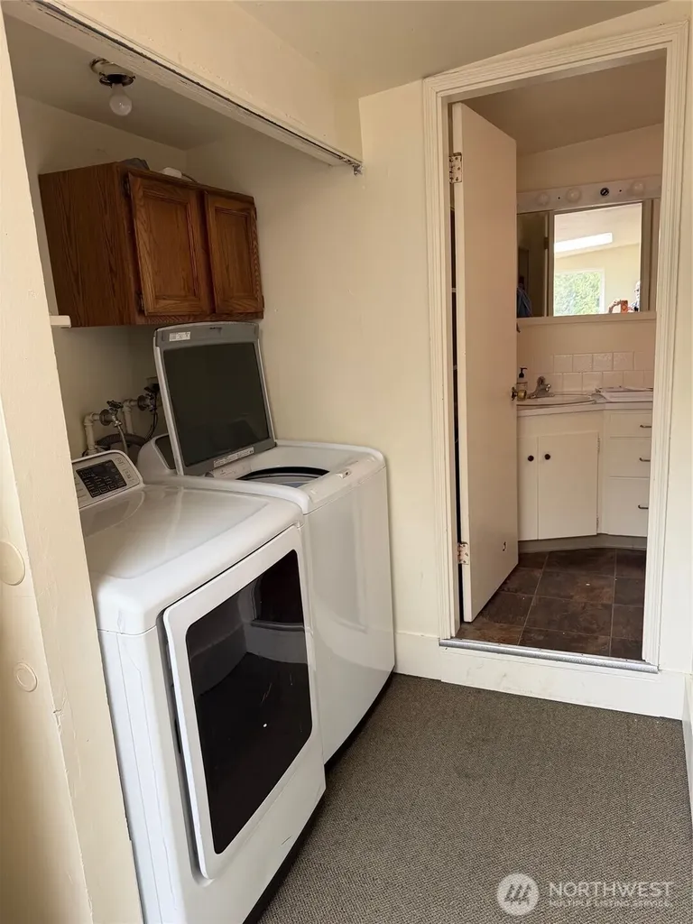 1259 Northlake Way NW Bremerton WA 98312