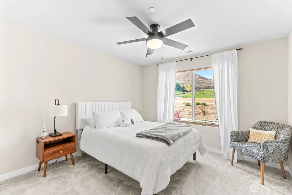 143 Sienna Road Wenatchee WA 98801