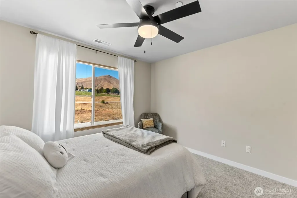 143 Sienna Road Wenatchee WA 98801