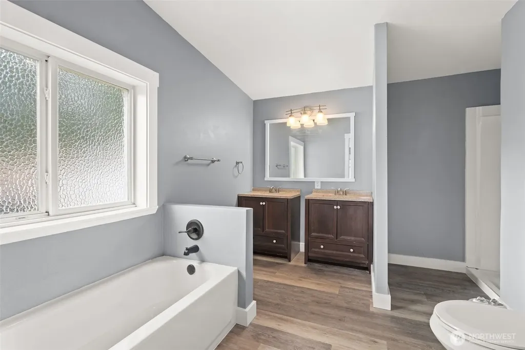 32206 71st Avenue Avenue S Roy WA 98580