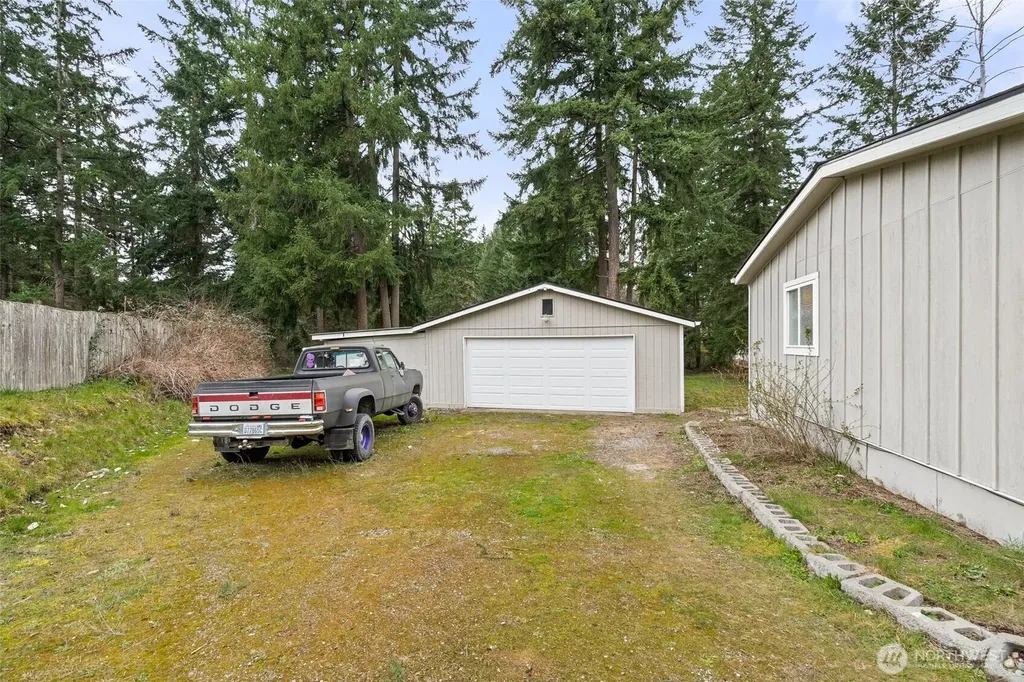 32206 71st Avenue Avenue S Roy WA 98580
