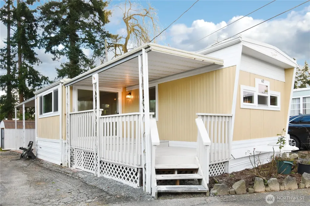 18501 52nd Avenue Lynnwood WA 98037