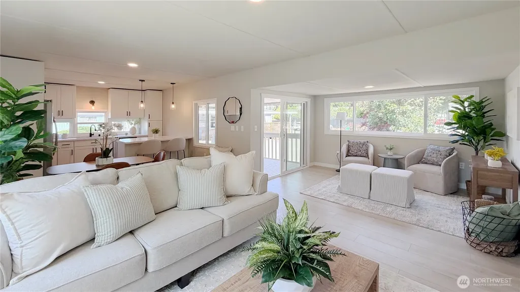 18501 52nd Avenue Lynnwood WA 98037