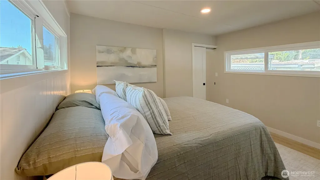 18501 52nd Avenue Lynnwood WA 98037