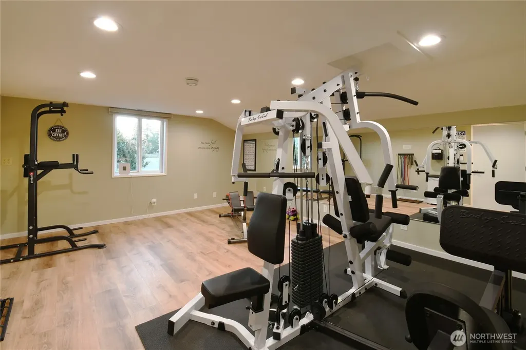 18501 52nd Avenue Lynnwood WA 98037