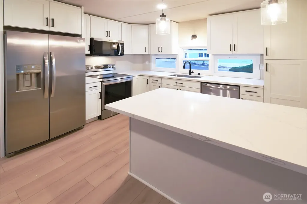 18501 52nd Avenue Lynnwood WA 98037
