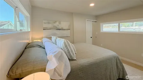 18501 52nd Avenue Lynnwood WA 98037