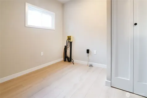 18501 52nd Avenue Lynnwood WA 98037