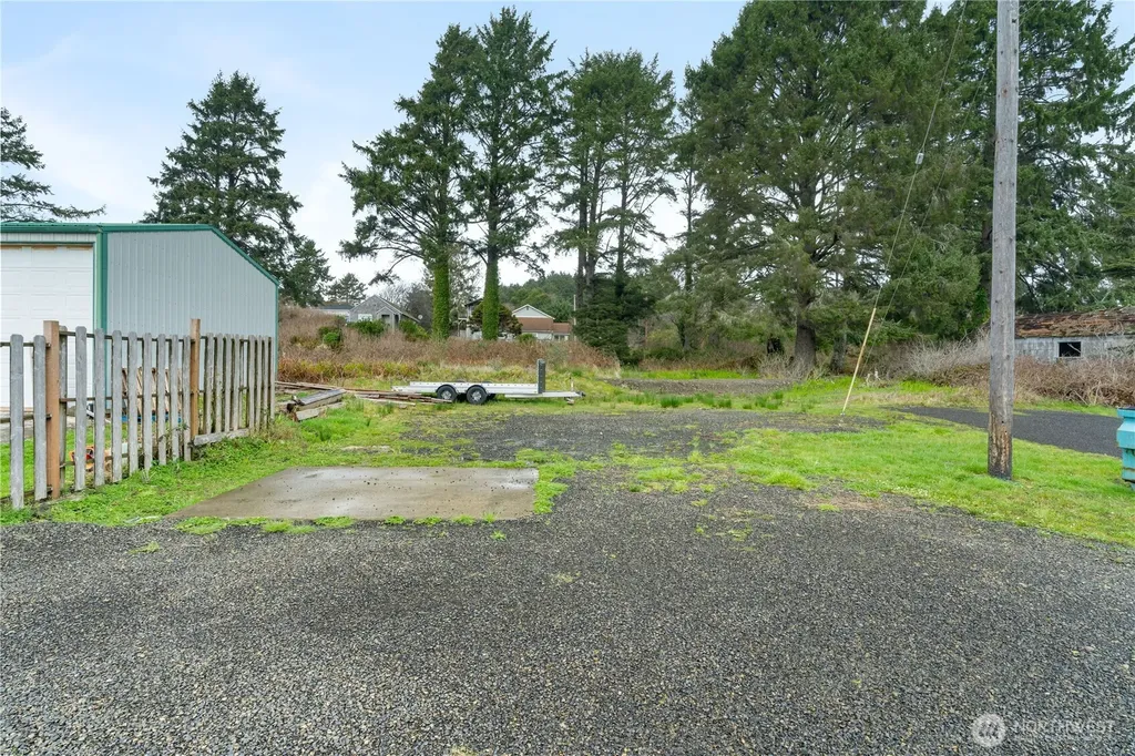40 Main Street Pacific Beach WA 98571