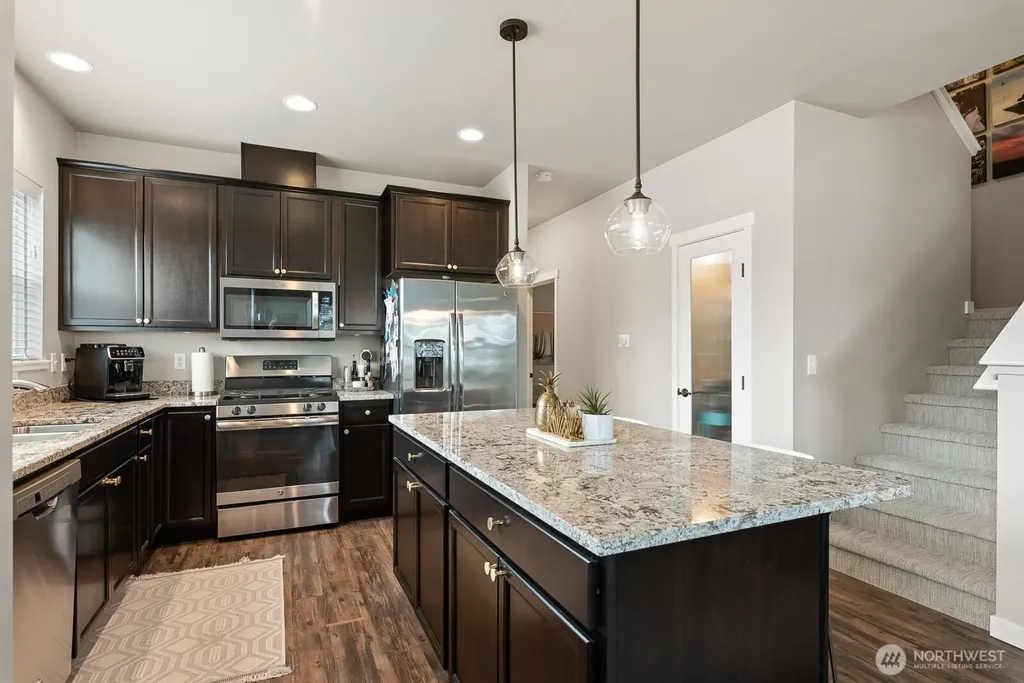 1950 N Prairie Lane Lynden WA 98264