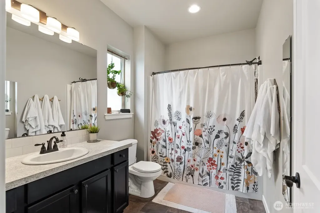 1950 N Prairie Lane Lynden WA 98264