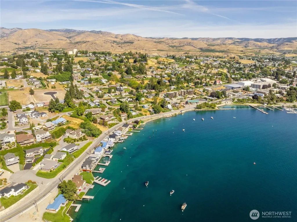 15 Indigo Lane Manson WA 98831