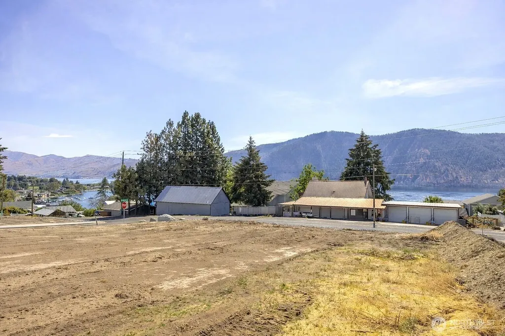 15 Indigo Lane Manson WA 98831