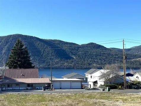 15 Indigo Lane Manson WA 98831
