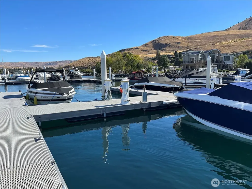 1350 W Woodin Avenue Chelan WA 98816