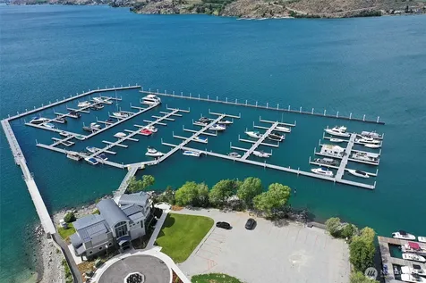 1350 W Woodin Avenue Chelan WA 98816