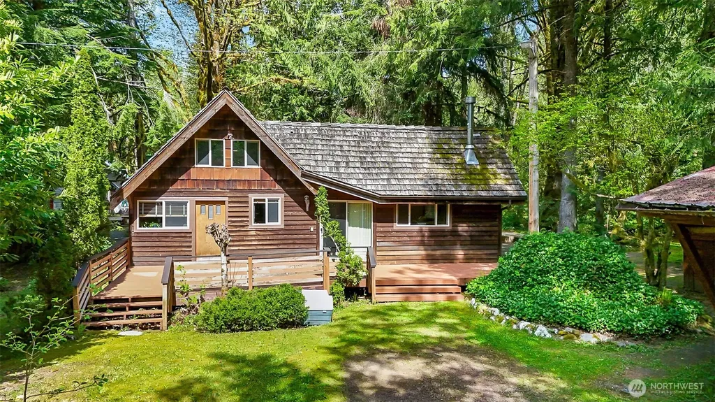 18242 643rd Avenue NE Baring WA 98224