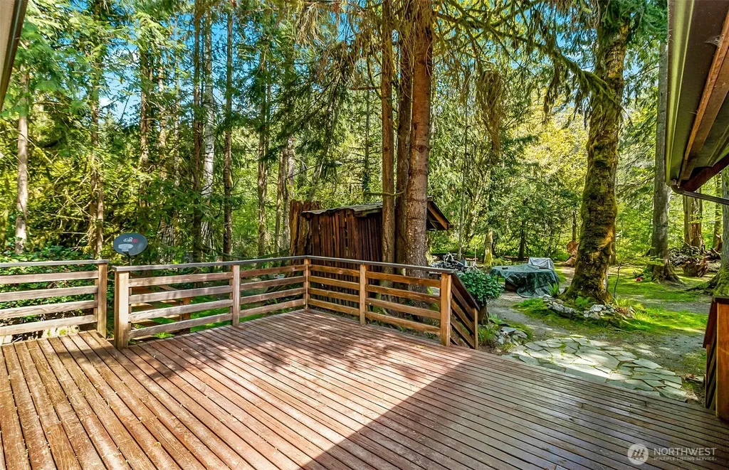 18242 643rd Avenue NE Baring WA 98224