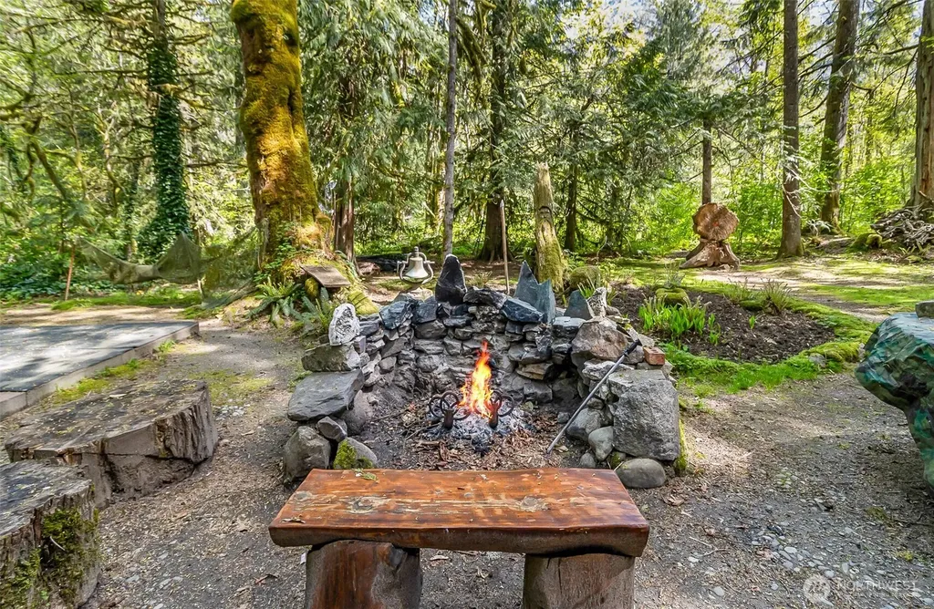 18242 643rd Avenue NE Baring WA 98224